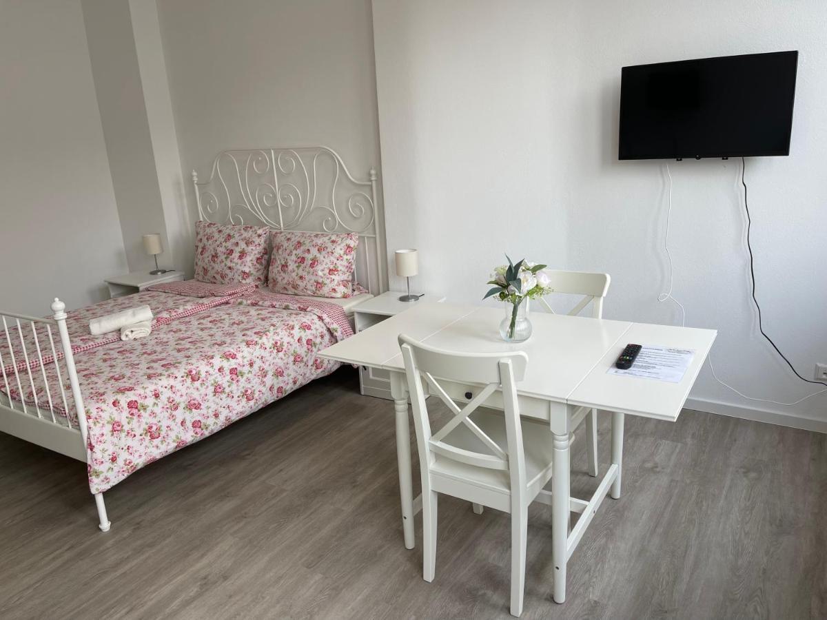 City Apartment Kuche,Bad, Parken Im Zentrum Ravensburgs A04 Ngoại thất bức ảnh